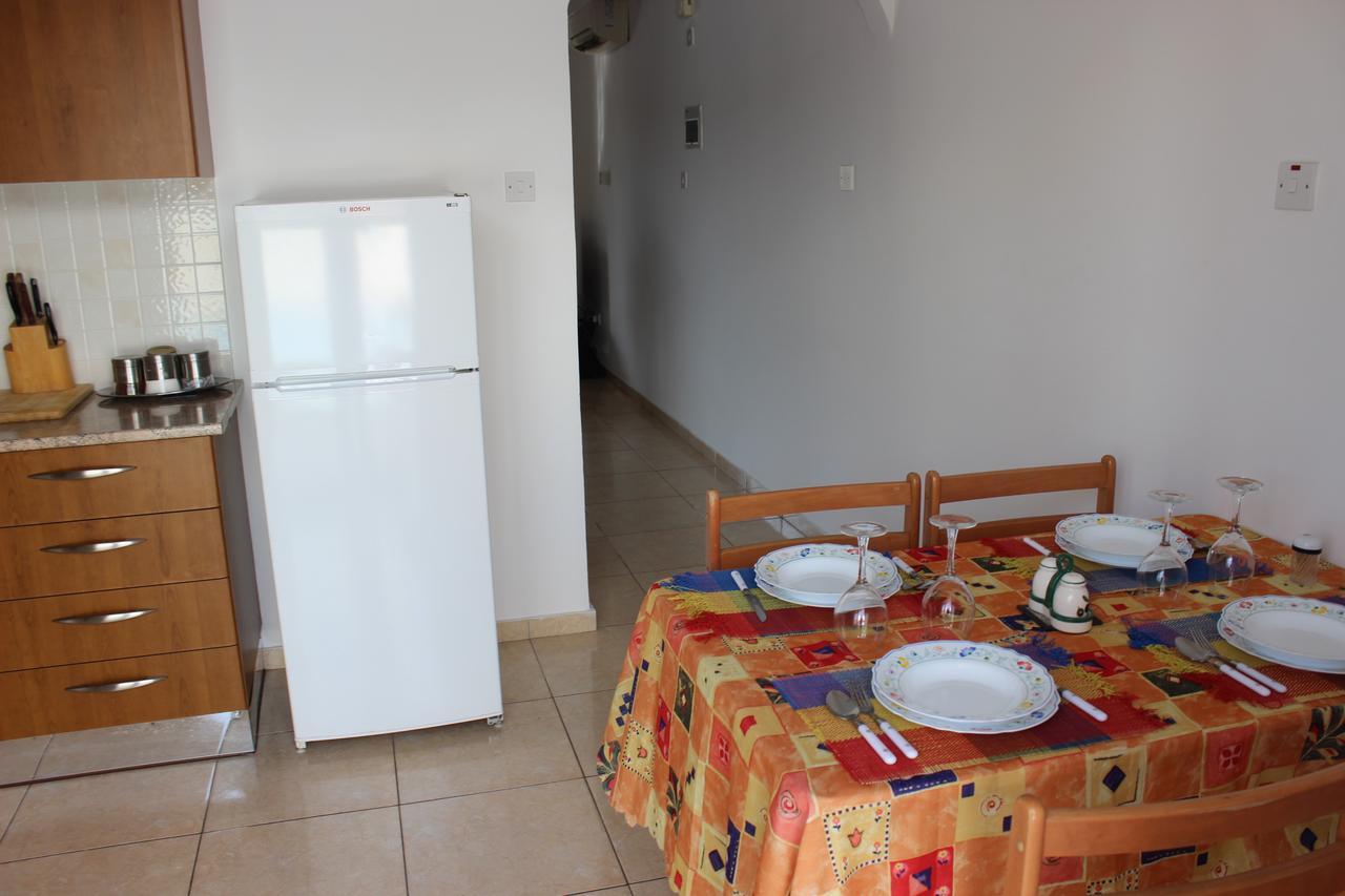 Diana Townhouse 2 Apartman Paphos Kültér fotó